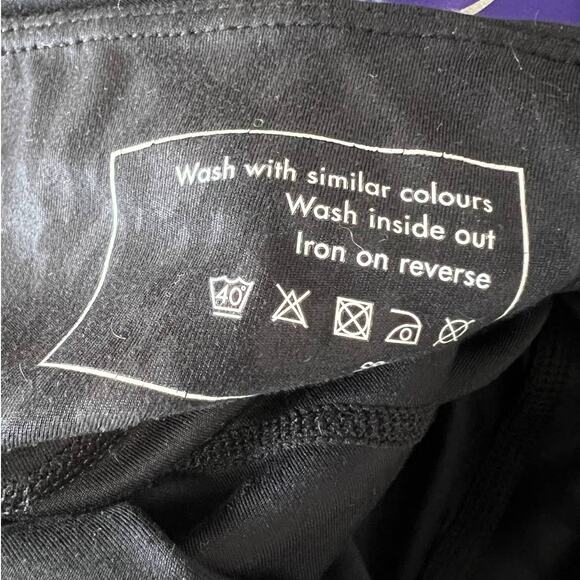 Sweaty Betty All Day Leggings Black Emboss Animal Print Full Length Women's XS - Picture 11 of 11